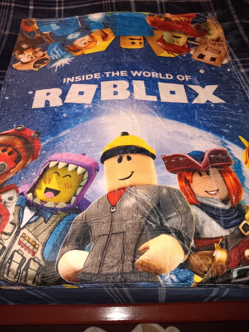 Roblox Character Throw Blanket - Official Licensed